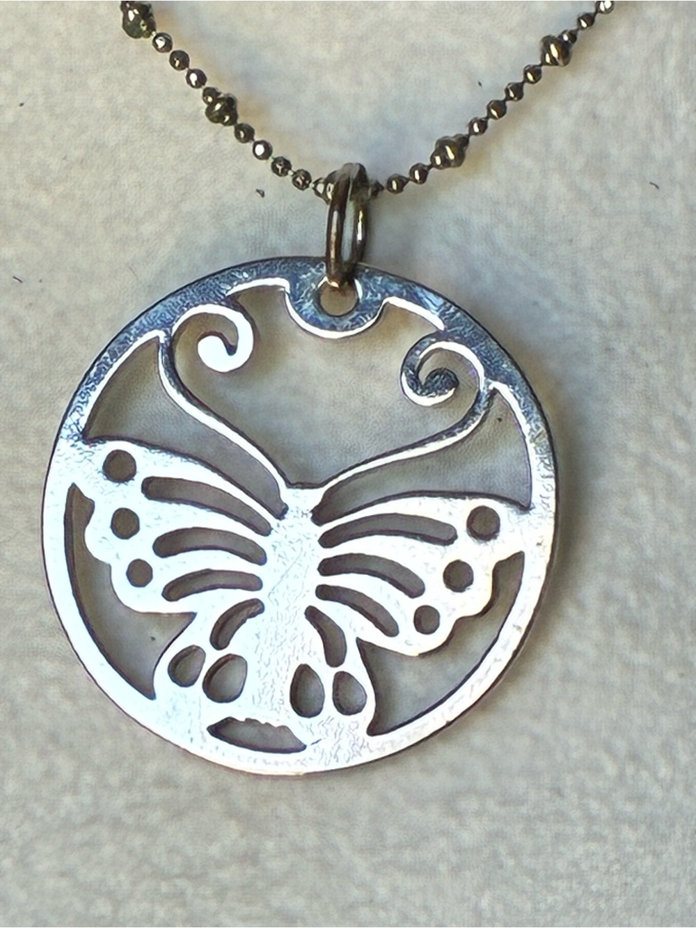 🦋 Cookie Lee Silver Tone Butterfly Cutout Pendant Necklace